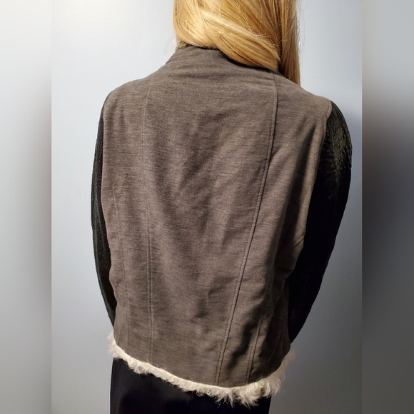 HELMUT LANG -"Chasm" Shearling lined leather sleeve diagonal zip jacket size M/L - Picture 4 of 9